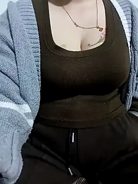 Snapshot of Tulip_ii chatting on 02.10.26 Tulip ii online show from 02.10.26