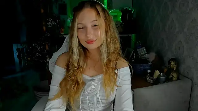 Marcellis Charm online show from 02.06.26