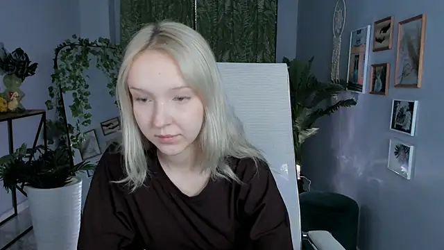 MaoqiBeverly online show from 04.07.26