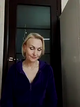 MichelleSolis online show from 04.04.26