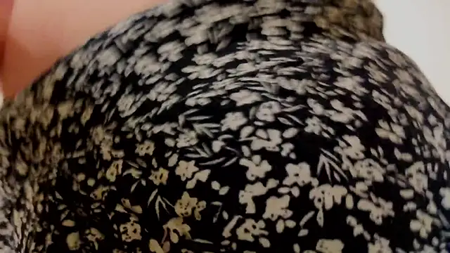 Snapshot of flowernnet chatting on 02.16.26 flowernnet online show from 02.16.26