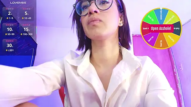 Zoe-Walzer online show from 04.21.26