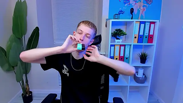 Dylan Norton online show from 03.04.26