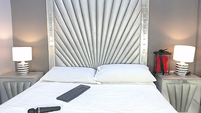 Snapshot of KiaraEverly chatting on 02.11.26 KiaraEverly online show from 02.11.26