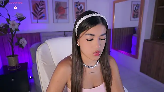 IvyGrabes online show from 05.05.26