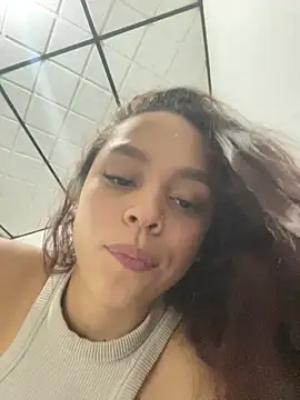 CarolineFyre online show from 04.28.26
