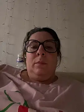 JasmineGlow7 online show from 04.10.26