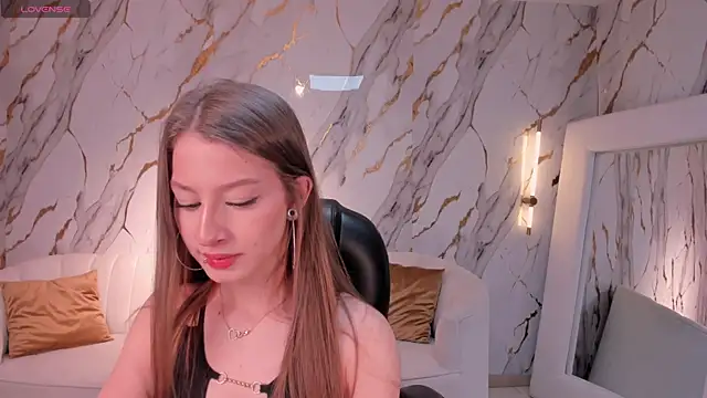 IsabellaMorettiX online show from 04.15.26