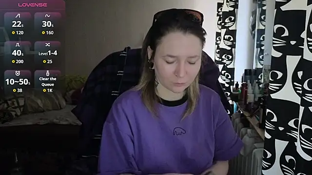 Snapshot of Ozalin_ chatting on 02.04.26 Ozalin online show from 02.04.26