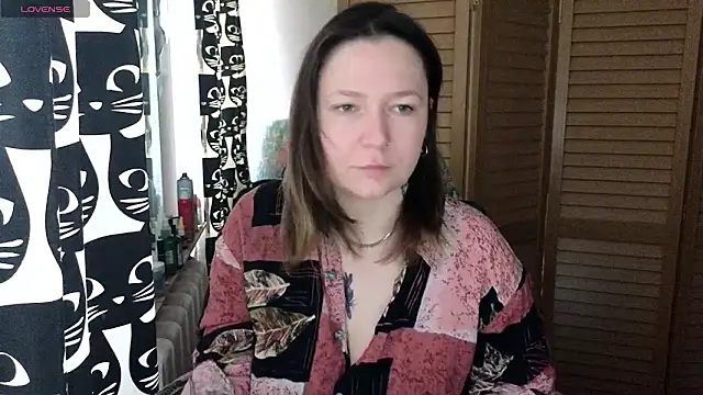 Snapshot of Ozalin_ chatting on 06.05.26 Ozalin online show from 06.05.26
