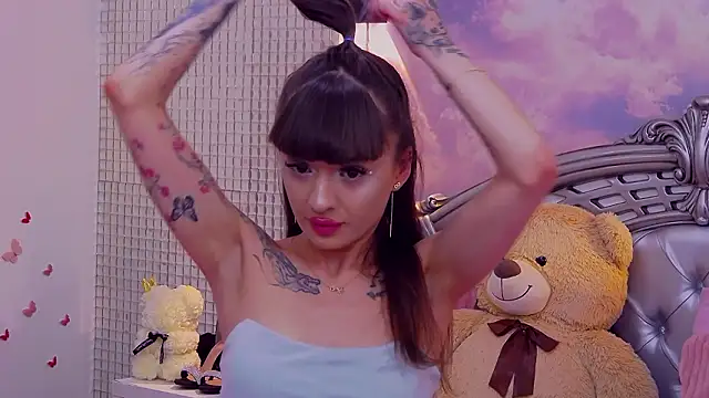 Snapshot of KayaRosse chatting on 02.21.26 KayaRosse online show from 02.21.26