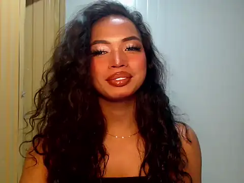 Snapshot of girlyteengrl chatting on 02.08.26 girlyteengrl online show from 02.08.26