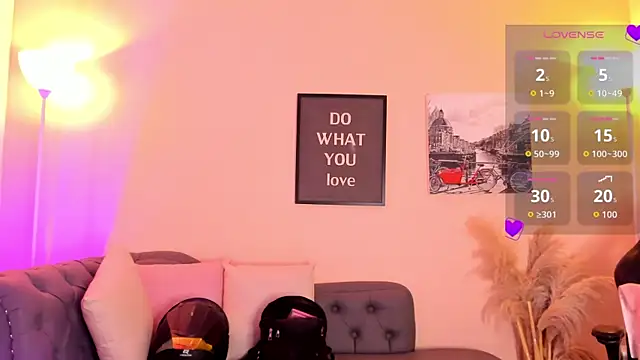 Snapshot of victoriazans chatting on 02.21.26 victoriazans online show from 02.21.26