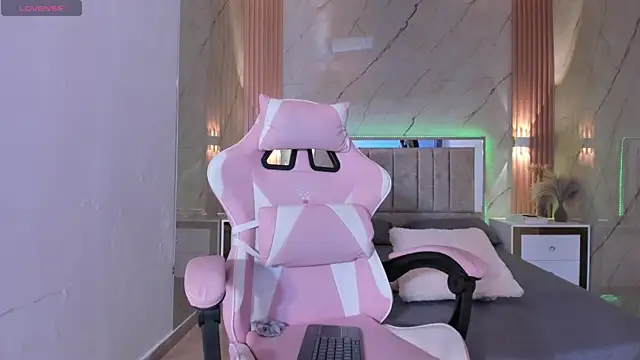 avigail xo online show from 04.06.26