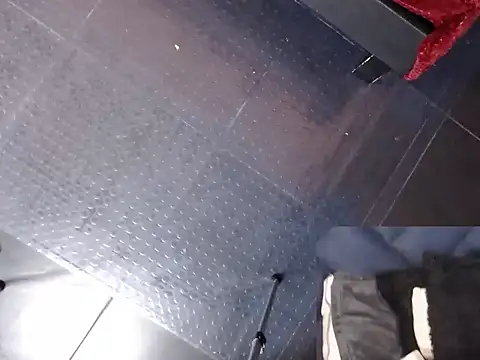 Snapshot of Lia_tomson chatting on 02.13.26 Lia tomson online show from 02.13.26