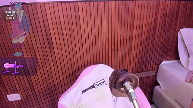 nicolle boobies online show from 04.15.26