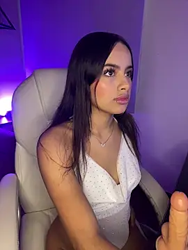 Snapshot of Dulce_pink18 chatting on 02.18.26 Dulce pink18 online show from 02.18.26