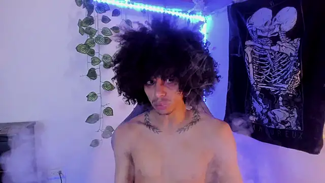 Snapshot of Aaron_Hopper chatting on 02.25.26 Aaron Hopper online show from 02.25.26