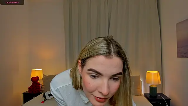 SinLuna  online show from 02.20.26