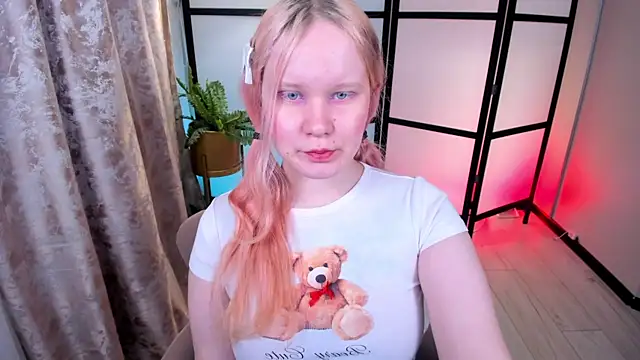 AnnieVibe online show from 04.18.26