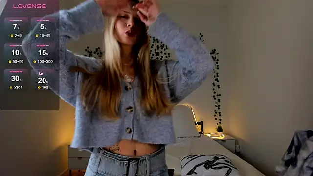 EllyMartinez online show from 02.12.26