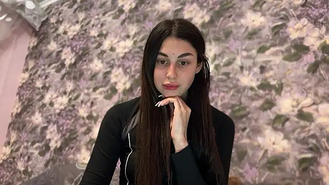 LiluMartiznir online show from 04.06.26