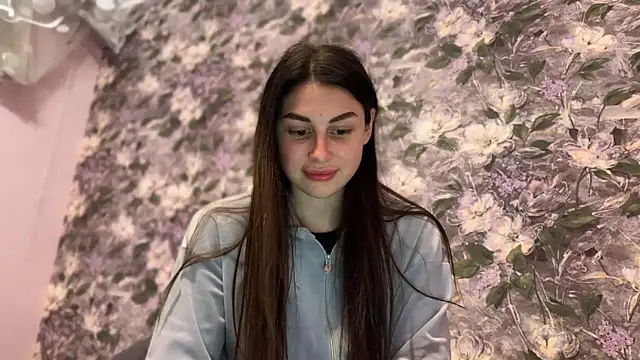 LiluMartiznir online show from 04.08.26