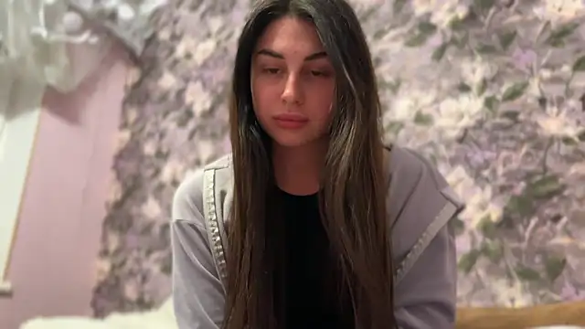 LiluMartiznir online show from 04.09.26