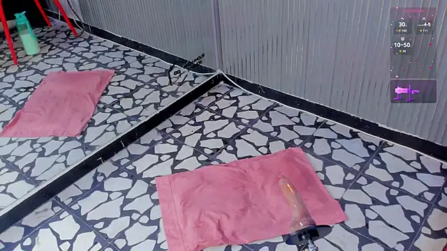 Snapshot of nazly_bigass chatting on 02.17.26 nazly bigass online show from 02.17.26