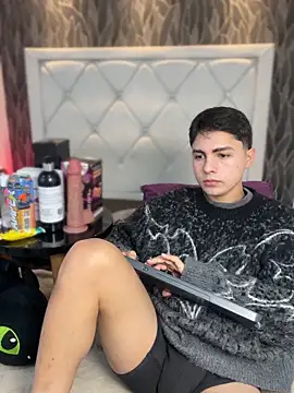 Snapshot of Samu_Hott chatting on 02.25.26 Samu Hott online show from 02.25.26