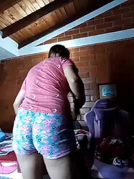 Snapshot of cristalprincess_ chatting on 02.23.26 cristalprincess online show from 02.23.26