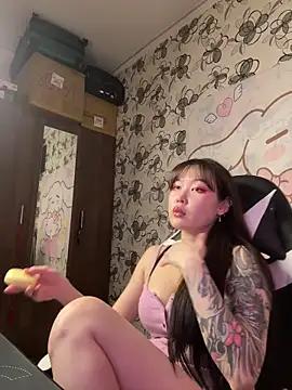 YukiiTYAN online show from 02.14.26