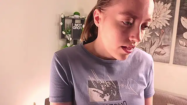 Snapshot of NenaWord chatting on 02.11.26 NenaWord online show from 02.11.26