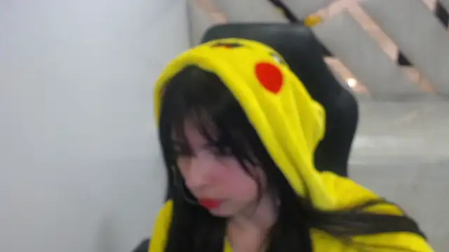 Snapshot of elizabeth_t_ chatting on 02.21.26 elizabeth t online show from 02.21.26