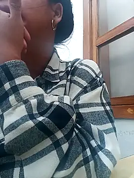 MeelFox online show from 03.19.26