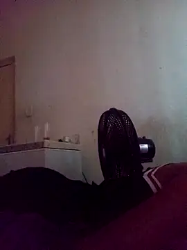 Snapshot of loveofpetitegirls34 chatting on 02.19.26 loveofpetitegirls34 online show from 02.19.26