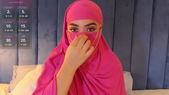 Snapshot of fatimarab__ chatting on 02.19.26 fatimarab online show from 02.19.26