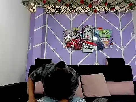 Yoel hot2004 online show from 04.13.26