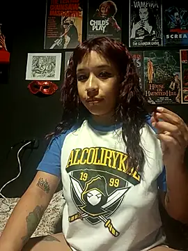 GingerLara online show from 02.25.26