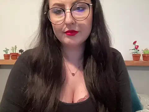 Snapshot of DorothyJoy chatting on 02.17.26 DorothyJoy online show from 02.17.26