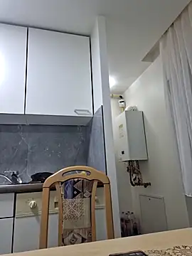 RoxyWeb18 online show from 02.14.26