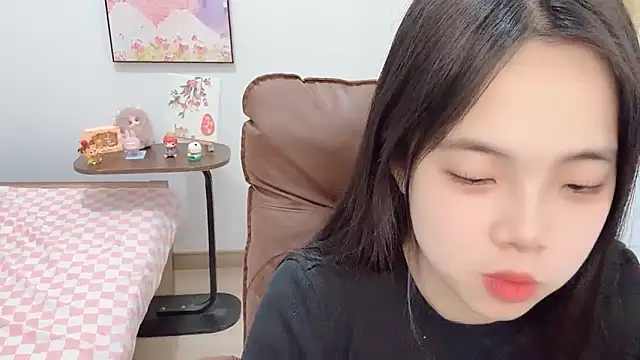 Snapshot of Dawn-2 chatting on 02.24.26 Dawn-2 online show from 02.24.26