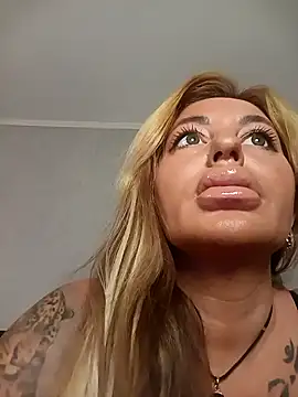 MiaMooly online show from 10.24.25