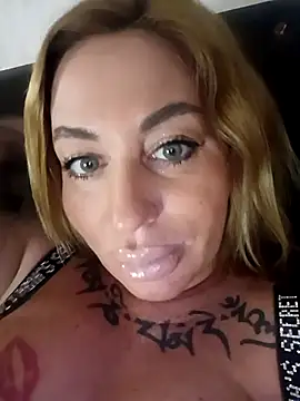 MiaMooly online show from 04.09.26