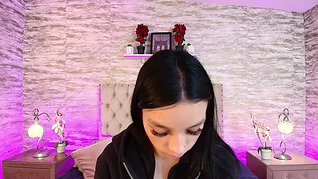 Elizabeth Ferrer online show from 03.19.26