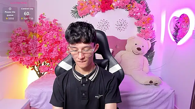 Patrick Howland  online show from 03.24.26