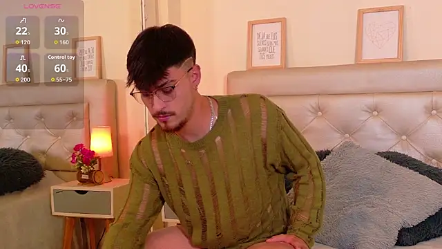 Aiden Gray online show from 02.17.26