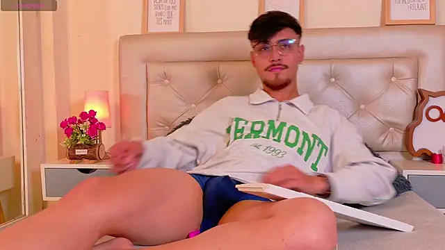 Aiden Gray online show from 02.27.26