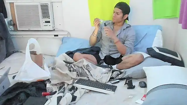 Snapshot of JokerAndyKenwood chatting on 03.01.26 JokerAndyKenwood online show from 03.01.26