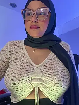 Amira-Awhada online show from 03.26.26